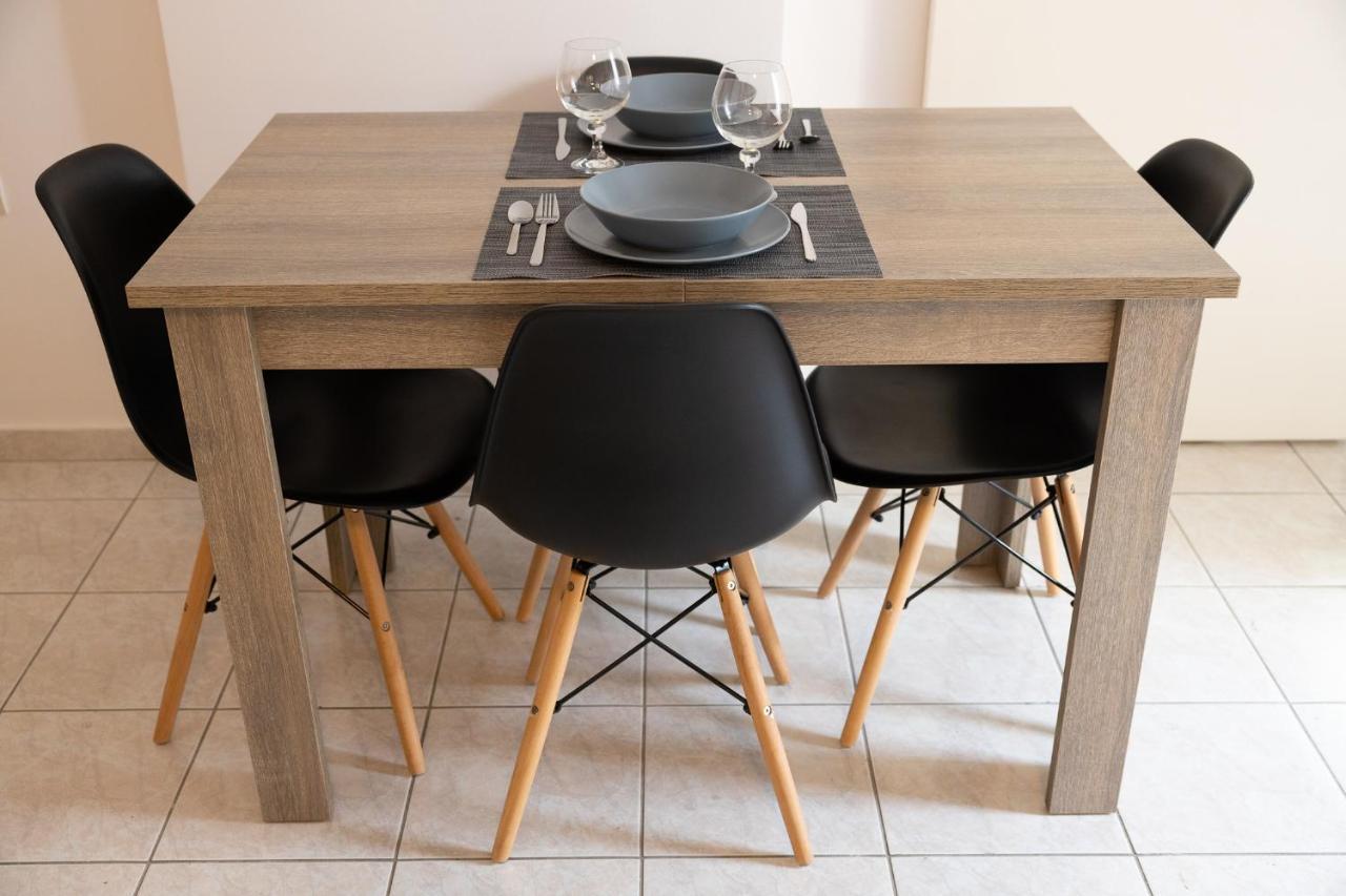 Spacious Apartment Close To The Sea And The City Center アテネ エクステリア 写真