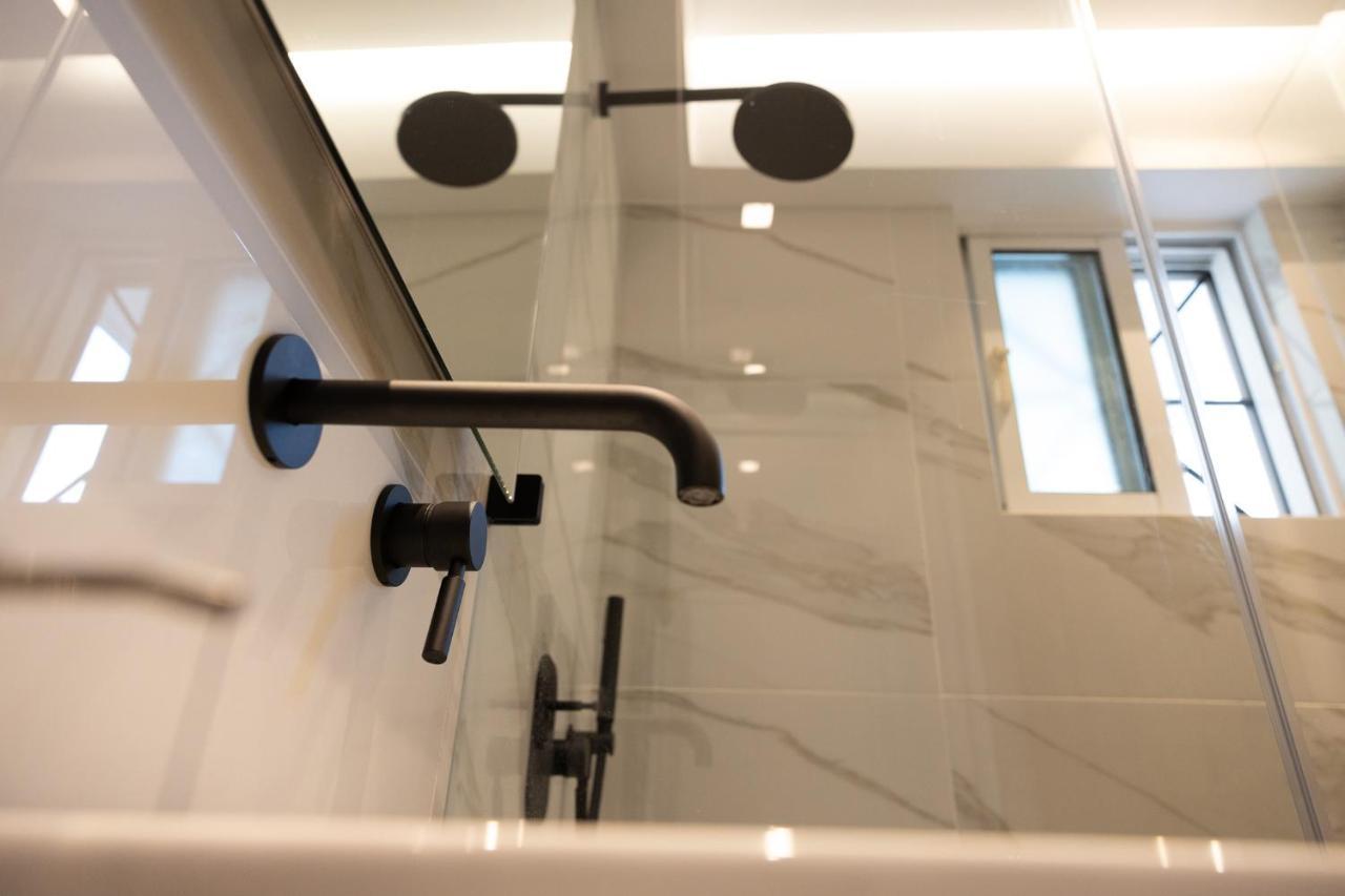 Spacious Apartment Close To The Sea And The City Center アテネ エクステリア 写真