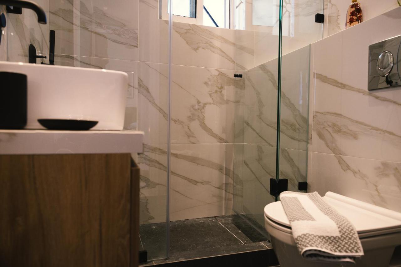 Spacious Apartment Close To The Sea And The City Center アテネ エクステリア 写真